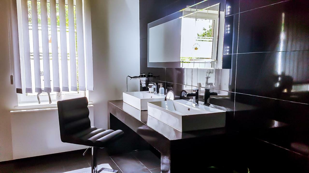 Wohlfuehl Apartments ไลป์ซิก ภายนอก รูปภาพ